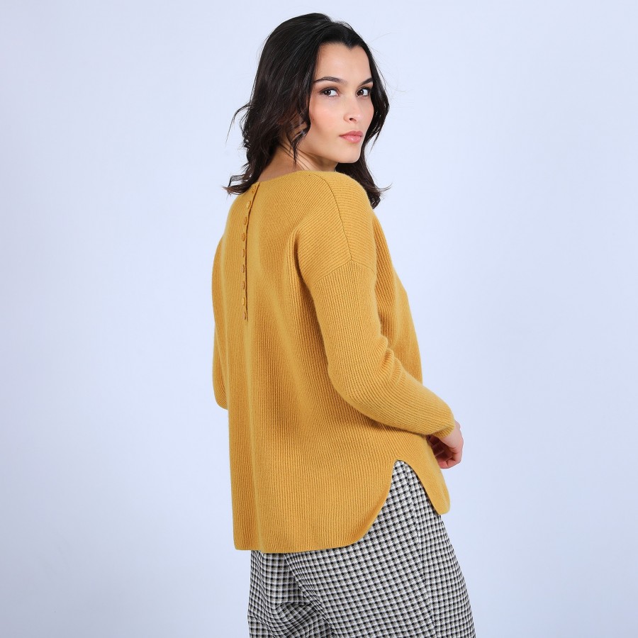Pull col rond boutons arrière - Becky