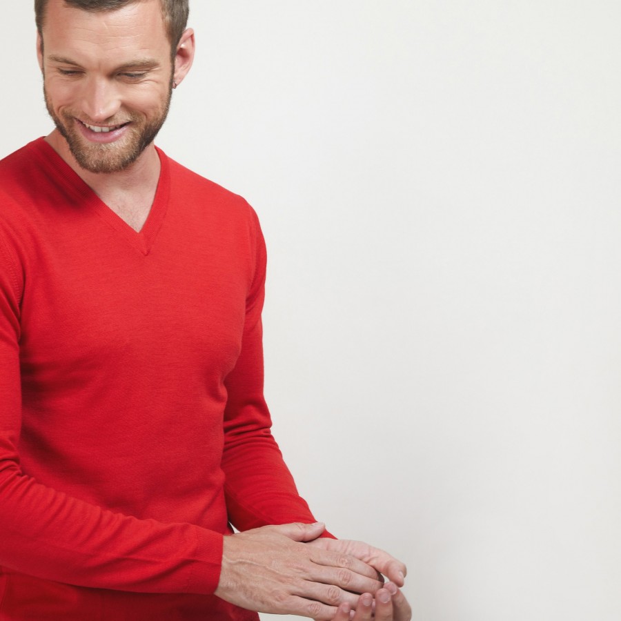 V-neck sweater with logo in merino wool - Elmo