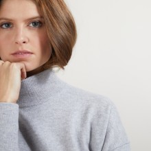 Cashmere sweater with high neck - Bassa