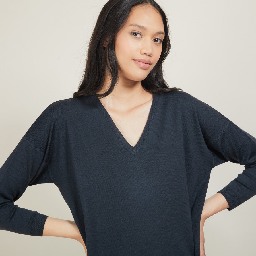 V-neck wool sweater - Bernice