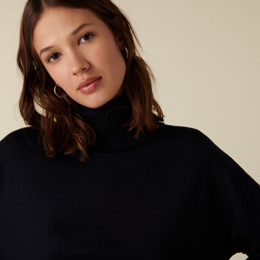 Turtleneck sweater with slits in merino wool - Amy