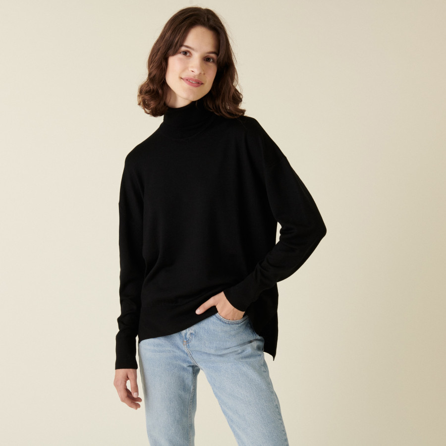 Turtleneck sweater with slits in merino wool - Amy