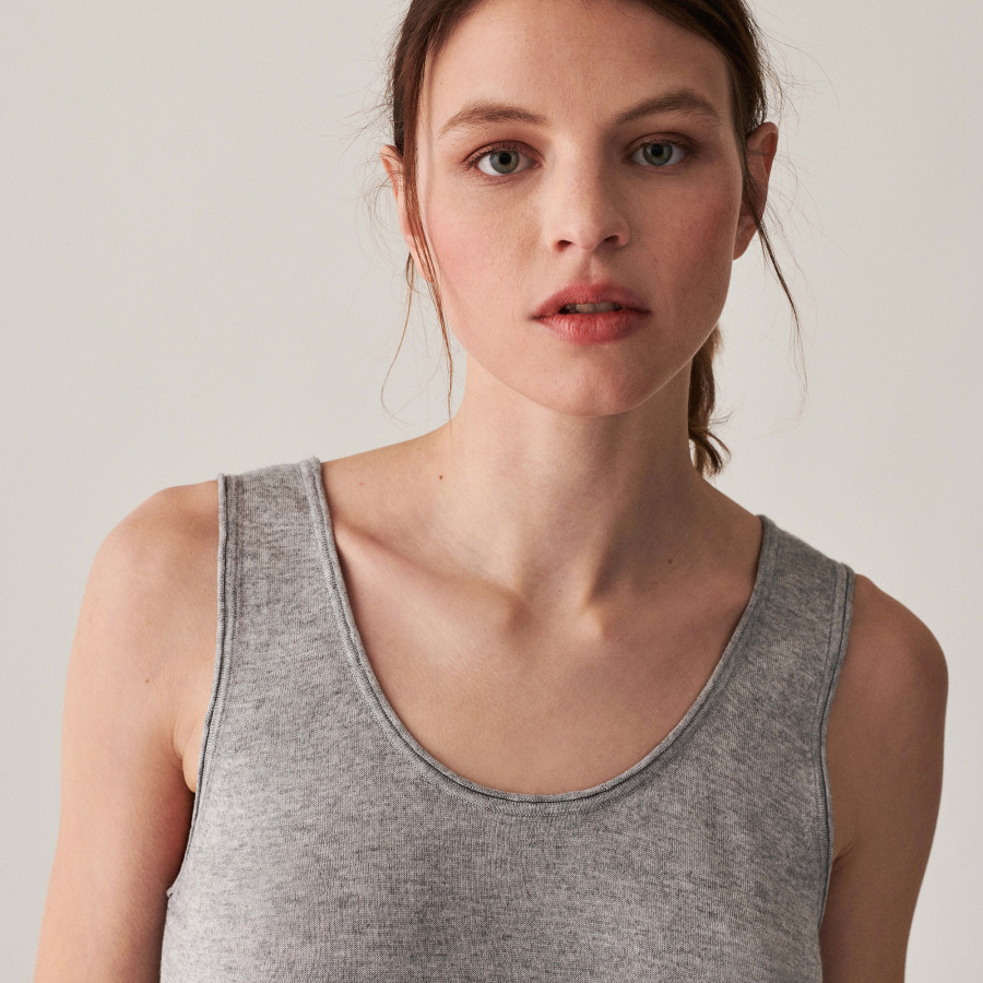 Fine knit bamboo cashmere tank top - Aetim