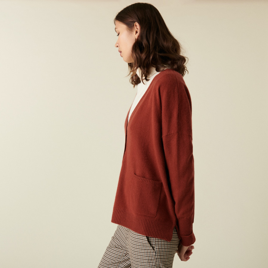 Cardigan col V boutonné à poches en cachemire - Achilla