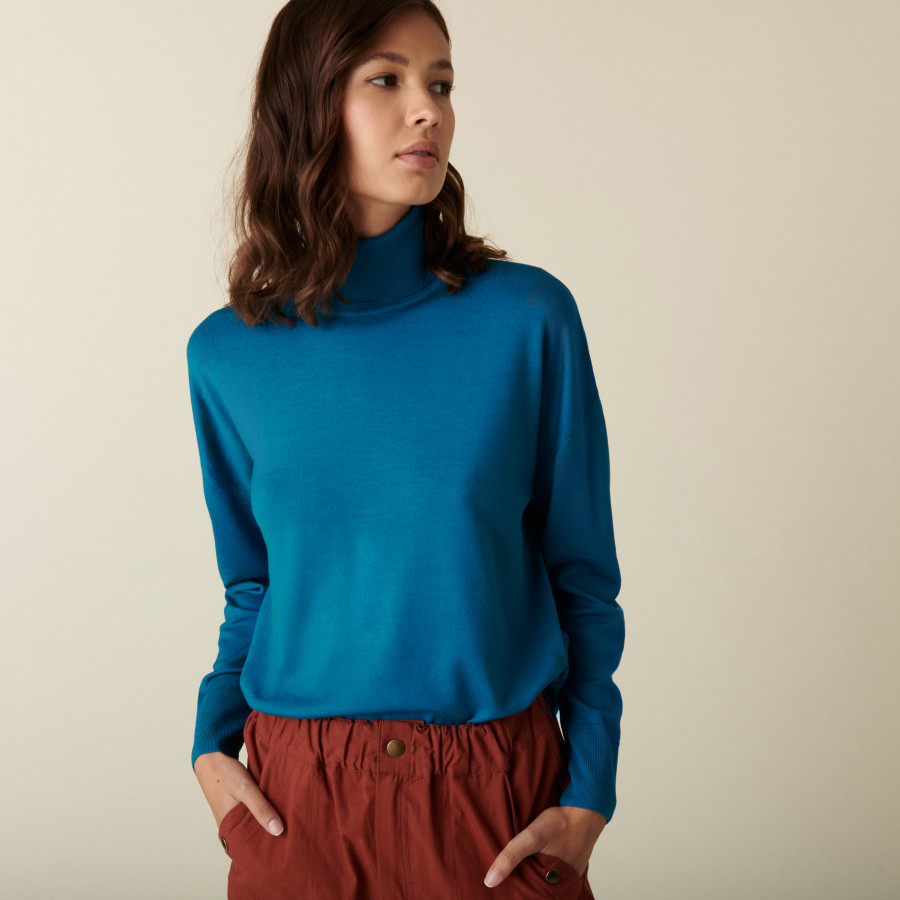 Turtleneck sweater with slits in merino wool - Amy