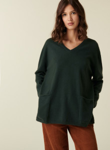 V-neck cashmere sweater with side slits - Accacia