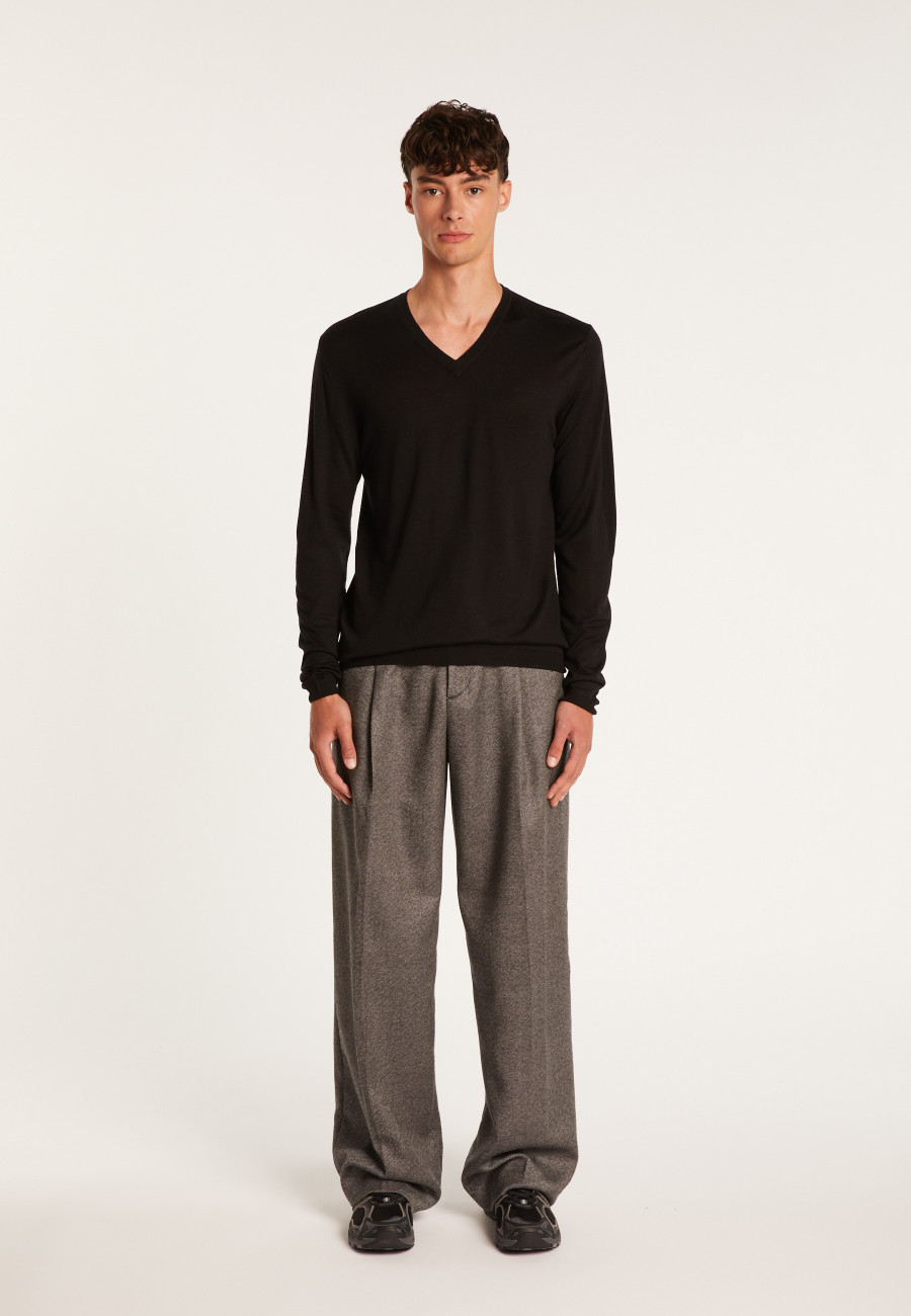 V-neck sweater with logo in merino wool - Elmo