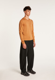 V-neck sweater with logo in merino wool - Elmo