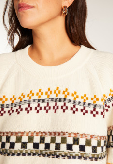 Round neck sweater with patterns in merino wool - Romance