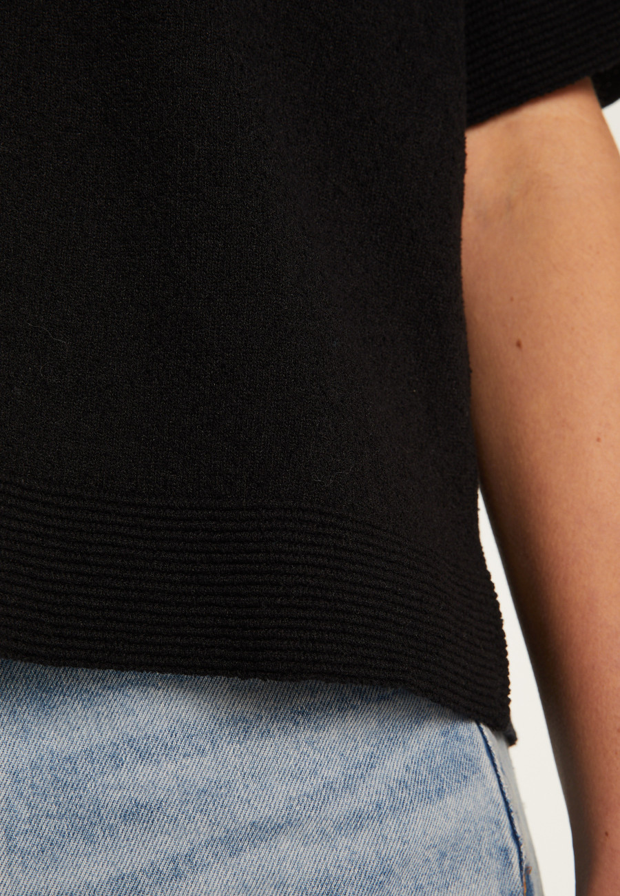 Cotton V-neck T-shirt - Devy